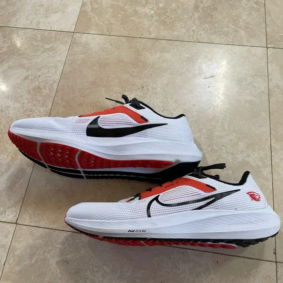 Nike Men’s Oregon State Pegasus Shoes